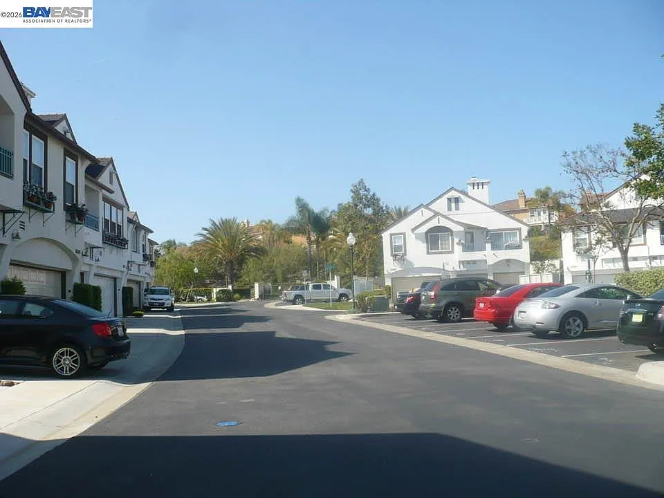 Building Photo - 16861 Wren Haven Way #2