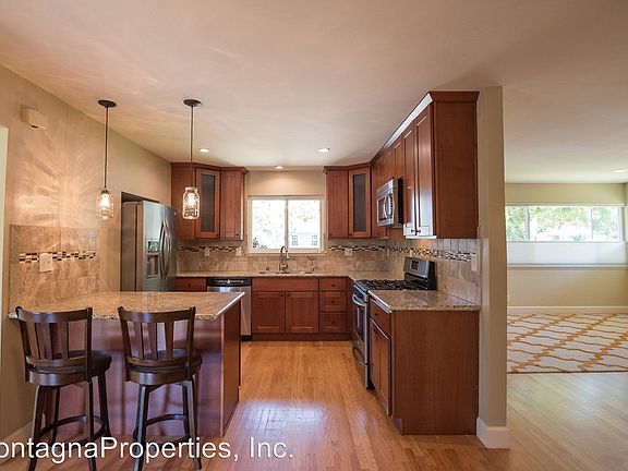 5th image of 1485 Fairhaven Dr