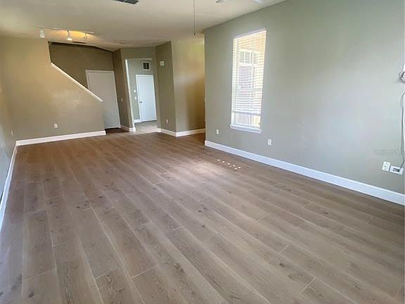 3rd image of 4002 Alexander Palm Ct