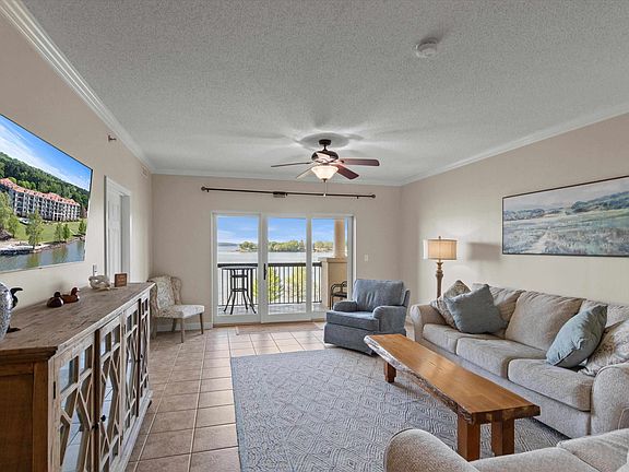 5th image of 12100 Two Rivers Dr #Penthouse E