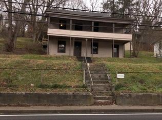 609 E Main St, Mannington, WV 26582