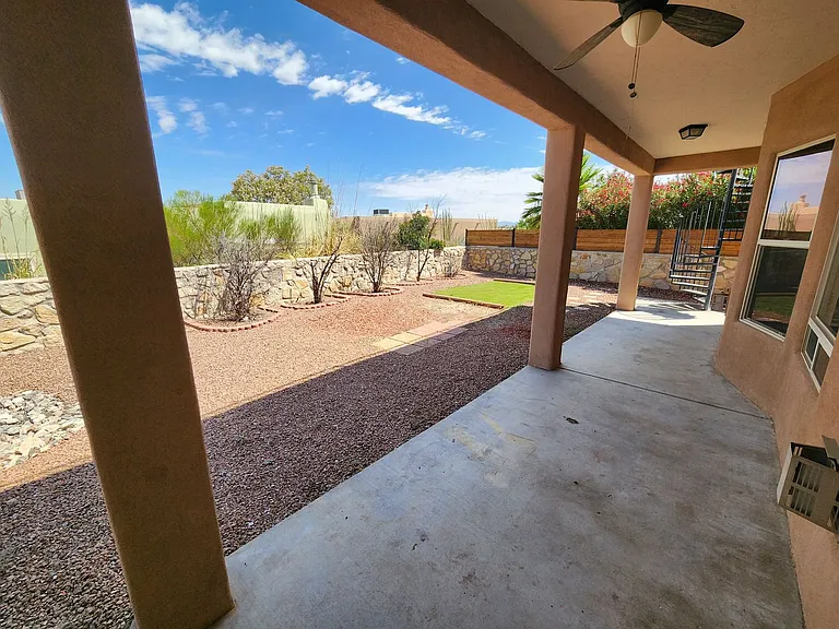 4189 Capistrano Ave — Photo 35