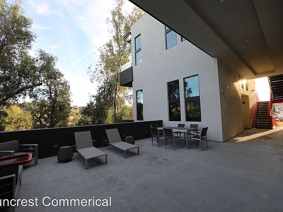 5th image of 8465 Broadway #202-8465