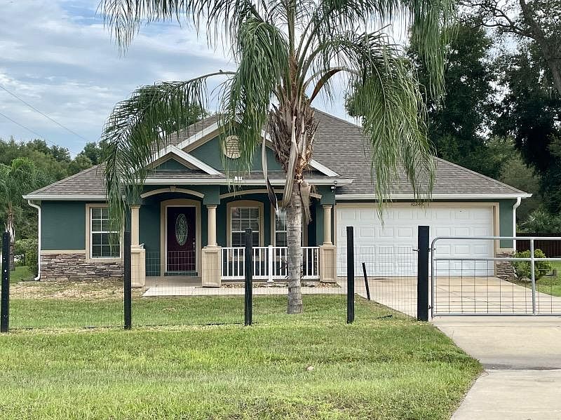 1st image of 10246 SE 136th Ln