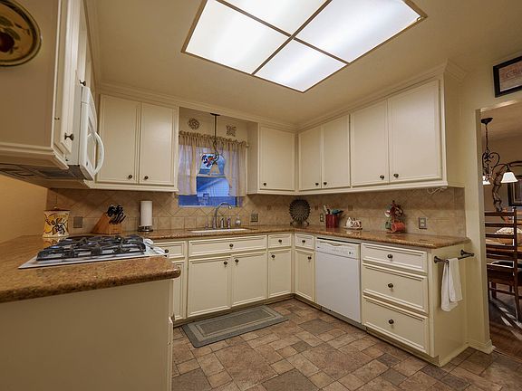 4th image of 1817 McKinley St