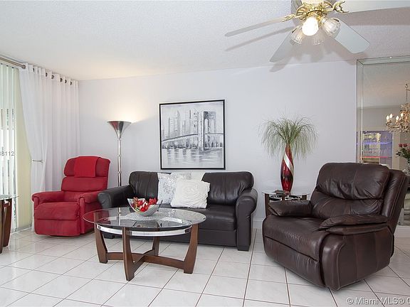 4th image of 9410 N Hollybrook Lake Dr APT 210