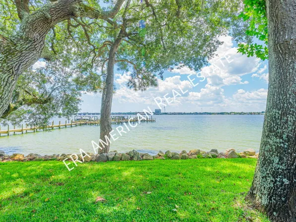 287 Shalimar Dr, Shalimar, FL 32579