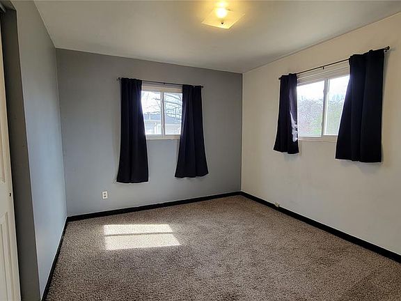 4th image of 4204 Beauty Ln