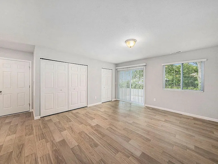 438 Hidden Meadows Dr — Photo 5