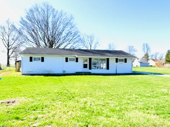 570 1st North St, Wellington, IL 60973