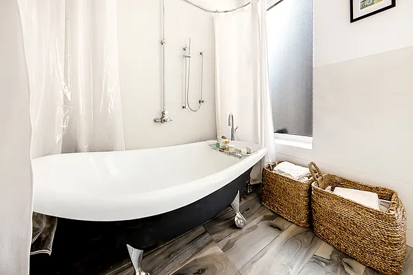 Rented by Corcoran | media 13