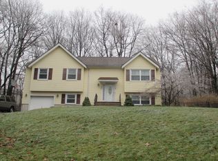 31 Castlewood Trl, Sparta, NJ 07871