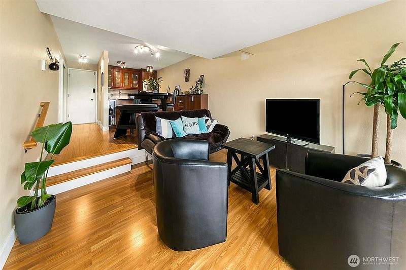 3rd image of 3601 24th Avenue W #305