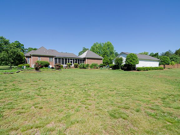 3rd image of 6938 McLeansville Rd