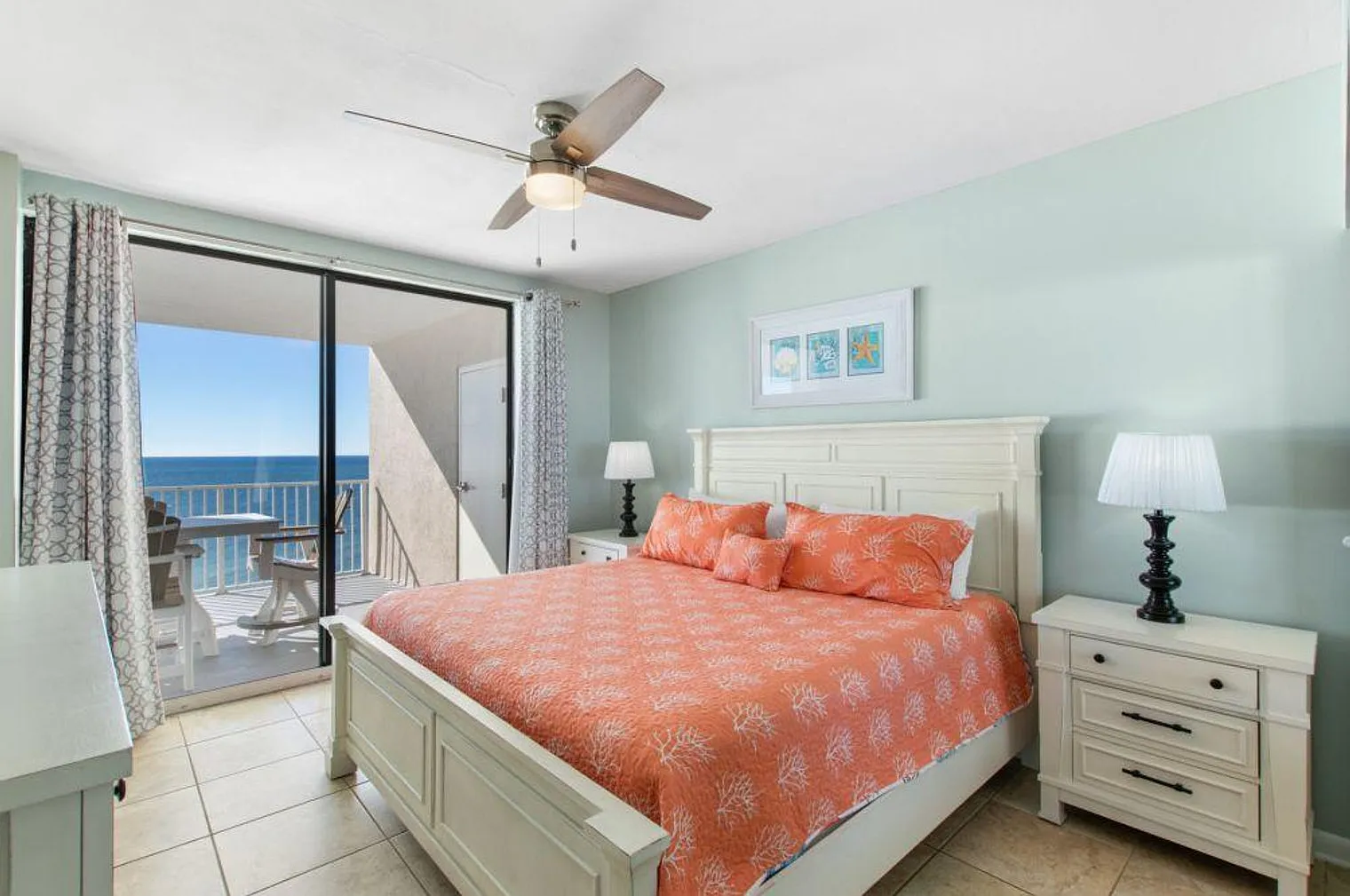 3 bed, 2.0 bath, 1259 sqft, $4,883 — Photo 3