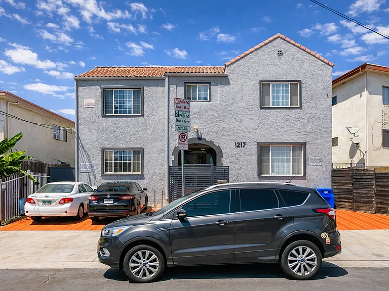 MC 1217 Berendo Properties LLC — Photo 20