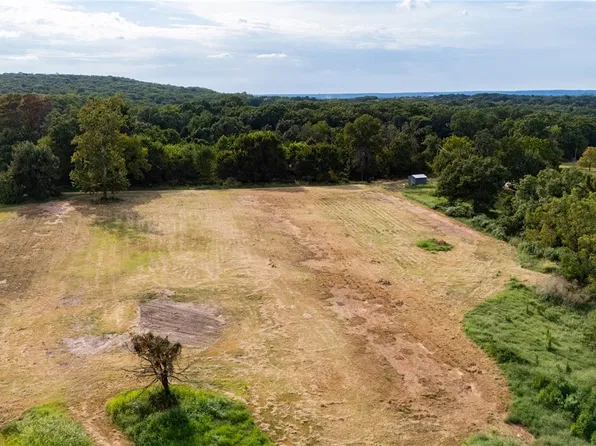 Fletcher Farm Rd, Garfield, AR 72732