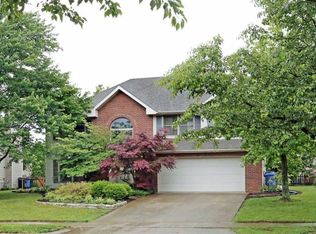 1104 Autumn Ridge Dr, Lexington, KY 40509
