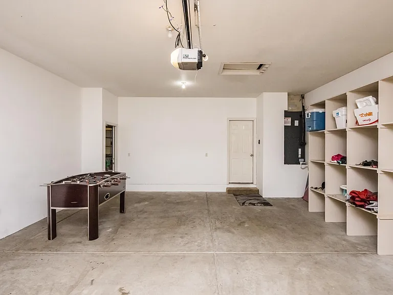 784 Cactus Dr — Photo 11