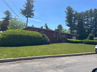 5 Parenteau St, Manchester, NH 03103