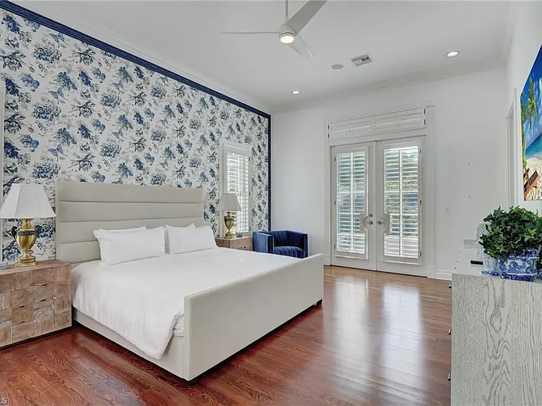 1551 Gulf Shore Blvd S — Photo 23