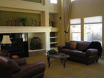 Large Vaulted Family Room