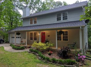 322 Chestatee View Dr, Dawsonville, GA 30534