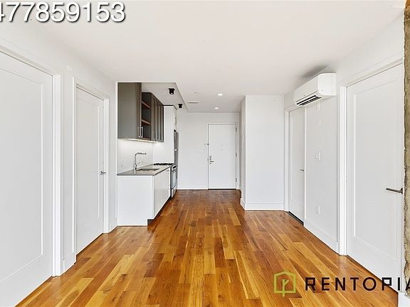 3rd image of 310 Graham Ave #610