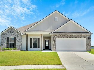 1416 Banks View St, Slidell, LA 70461
