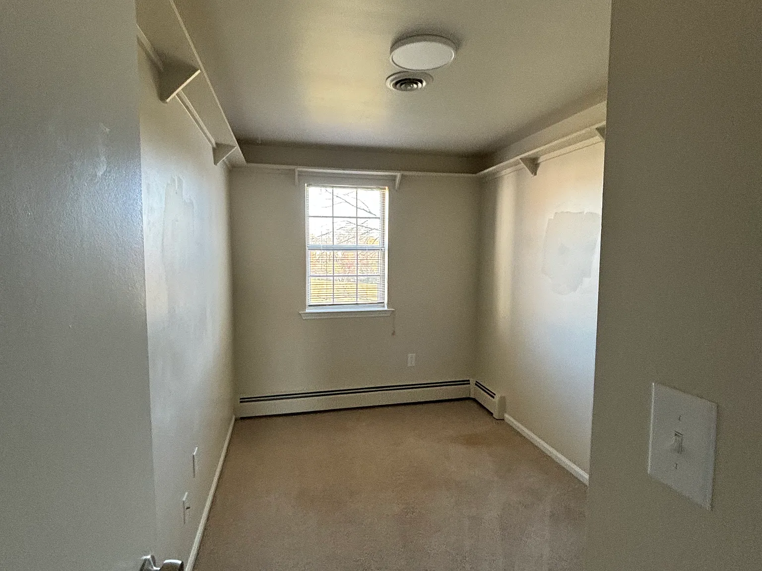 3 bed, 1.5 bath, 2000 sqft, $2,600 — Photo 4