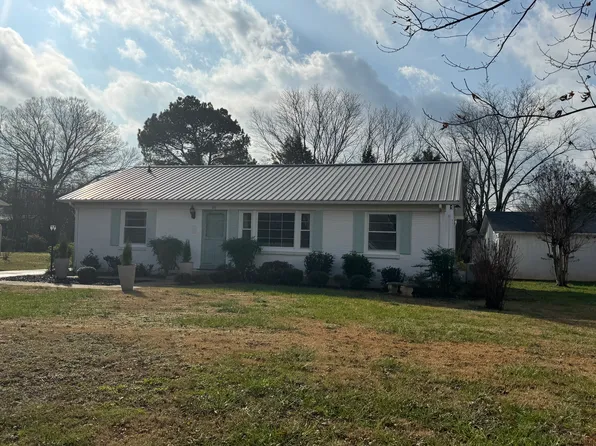 603 5th St, Lawrenceburg, TN 38464