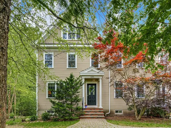 1285 Elm St #1285, Concord, MA 01742