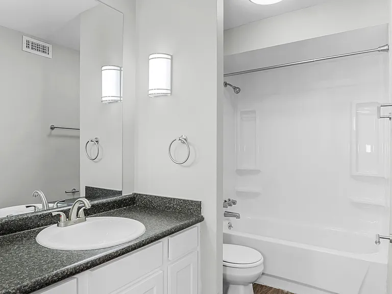 Thurber Square Apartments — Photo 20