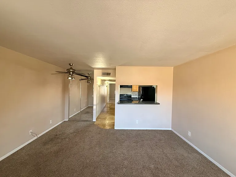 Unit Photo