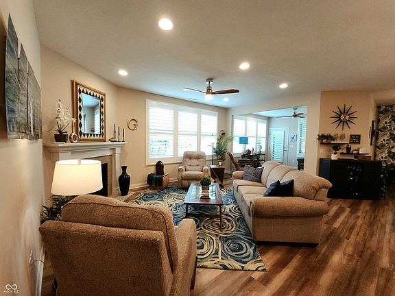 5th image of 4688 Mimosa Dr