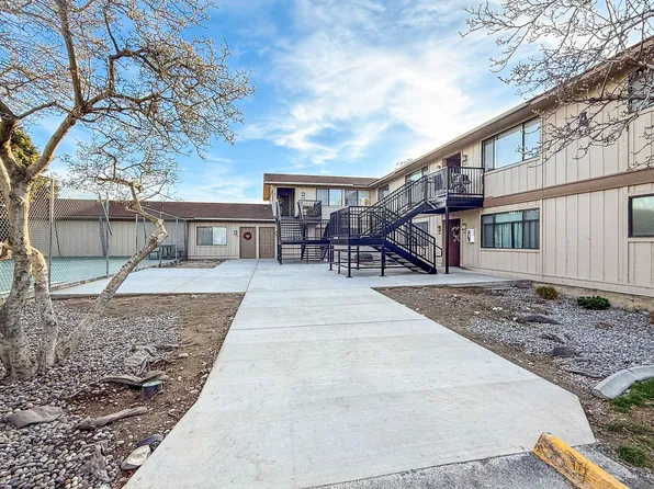 Avalon Court Apartments