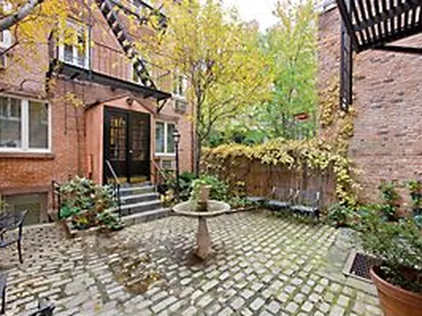 337 West 20th Street image 1 of 6