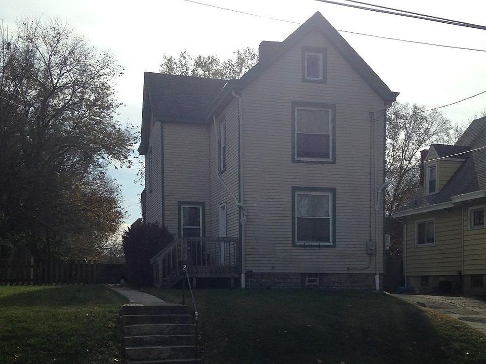 2nd image of 3907 Woodbine Ave
