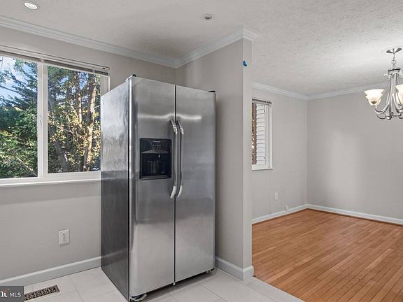 5th image of 3390 Longbow Ct