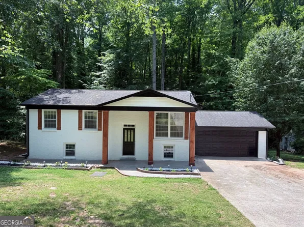 493 Rebecca St, Lawrenceville, GA 30046