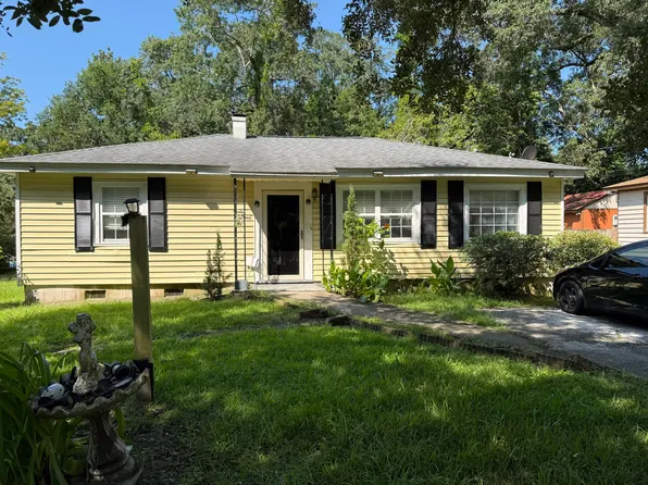 43 Oak Forest Dr, Charleston, SC 29407