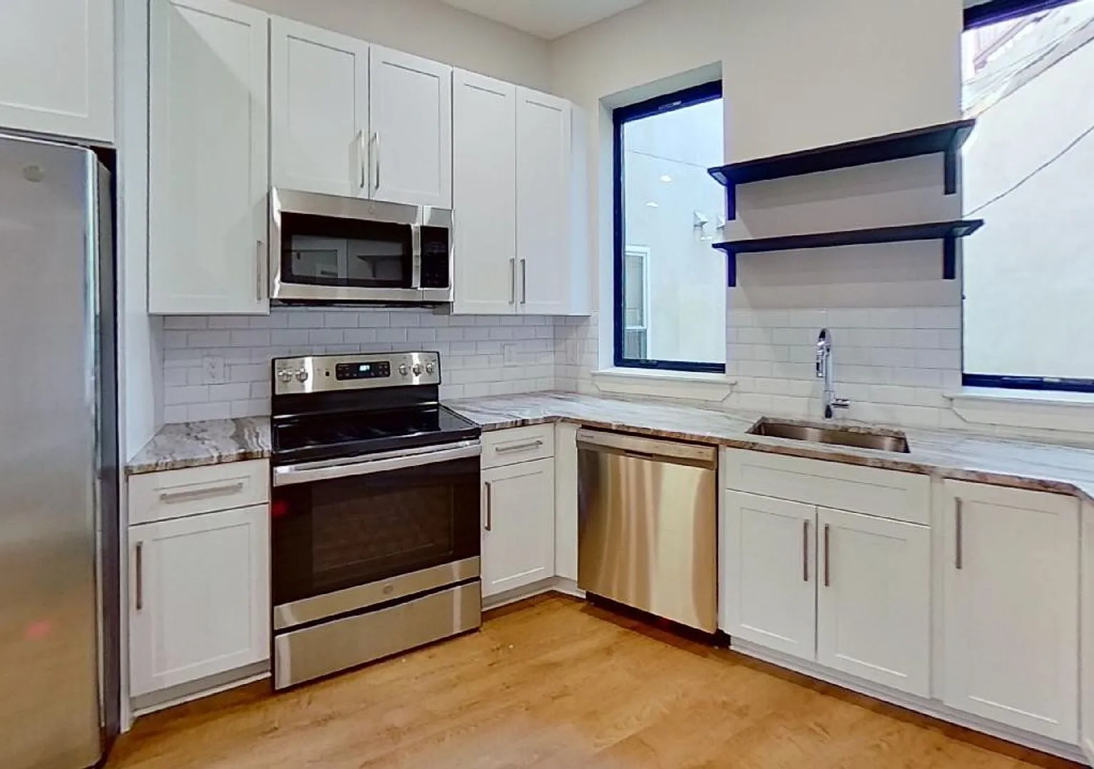 3859 Lancaster Avenue — Photo 3