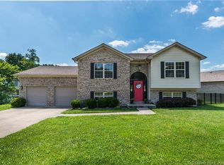 4241 Sunrise Dr, Sellersburg, IN 47172