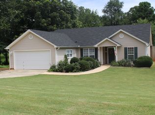 308 Lokeys Ridge Rd, Bethlehem, GA 30620