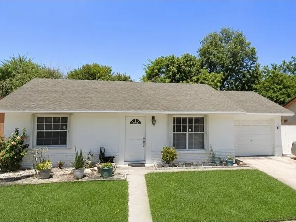 6134 E Wauconda Way E, Lake Worth, FL 33463