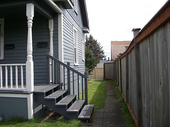 4th image of 1419 S Ainsworth Ave #Ab