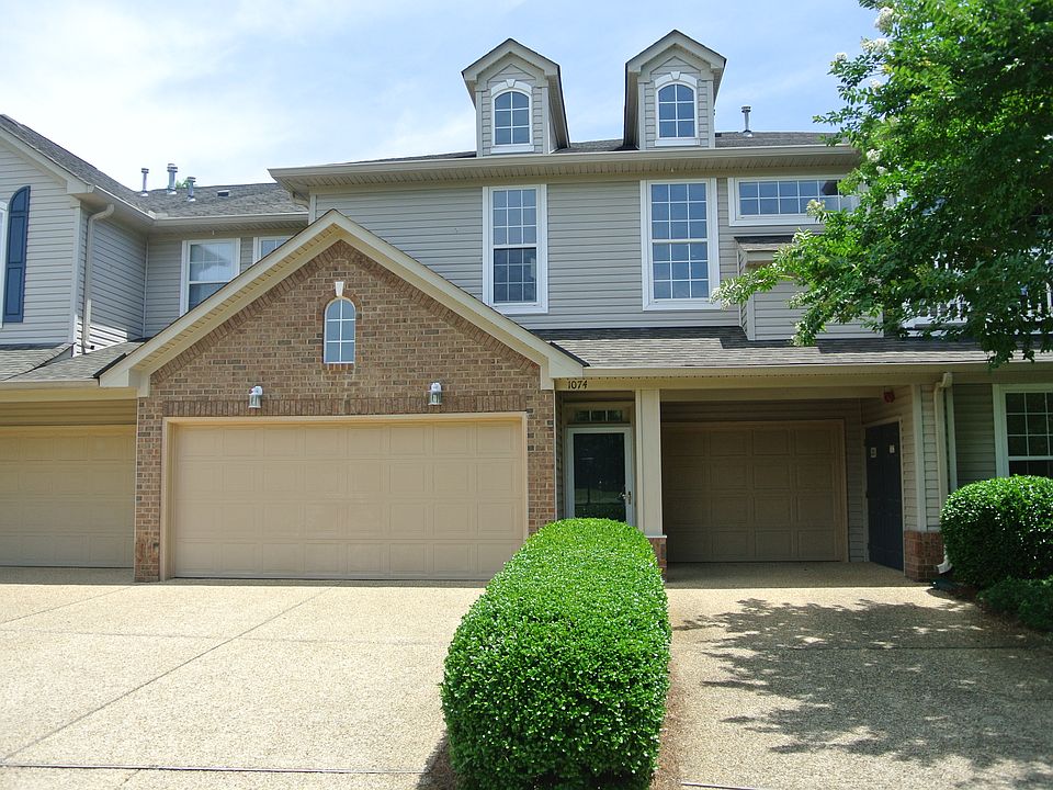 1st image of 1074 Grand Oak Ln