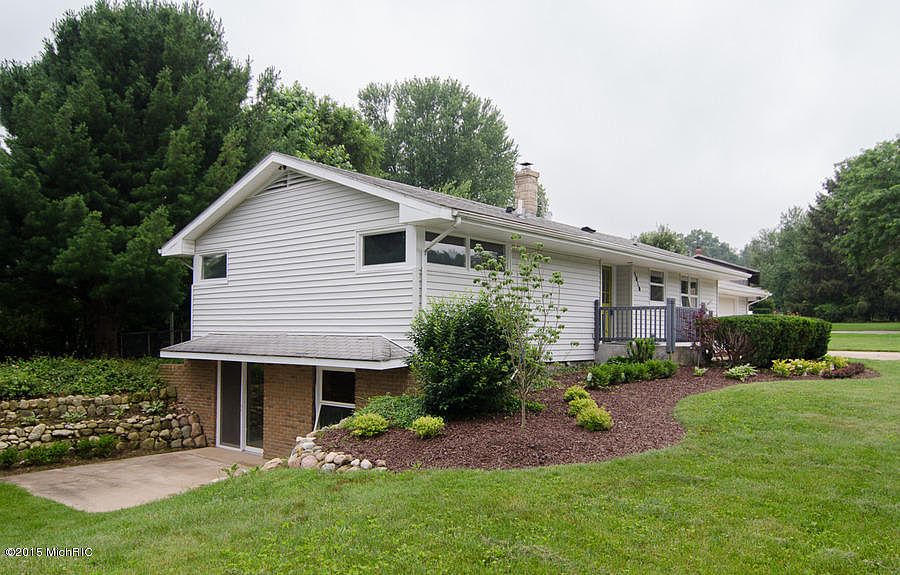1st image of 1010 Joliet Dr