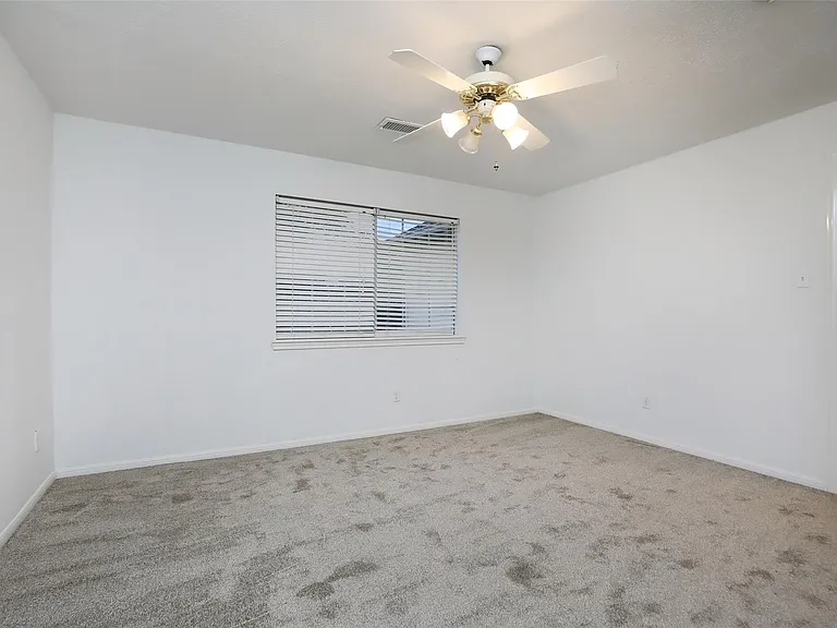7906 Tizerton Ct — Photo 37