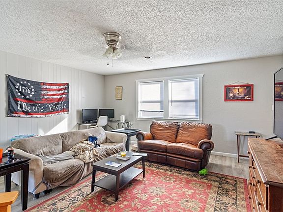 4th image of 308 S Halsey St #A & B